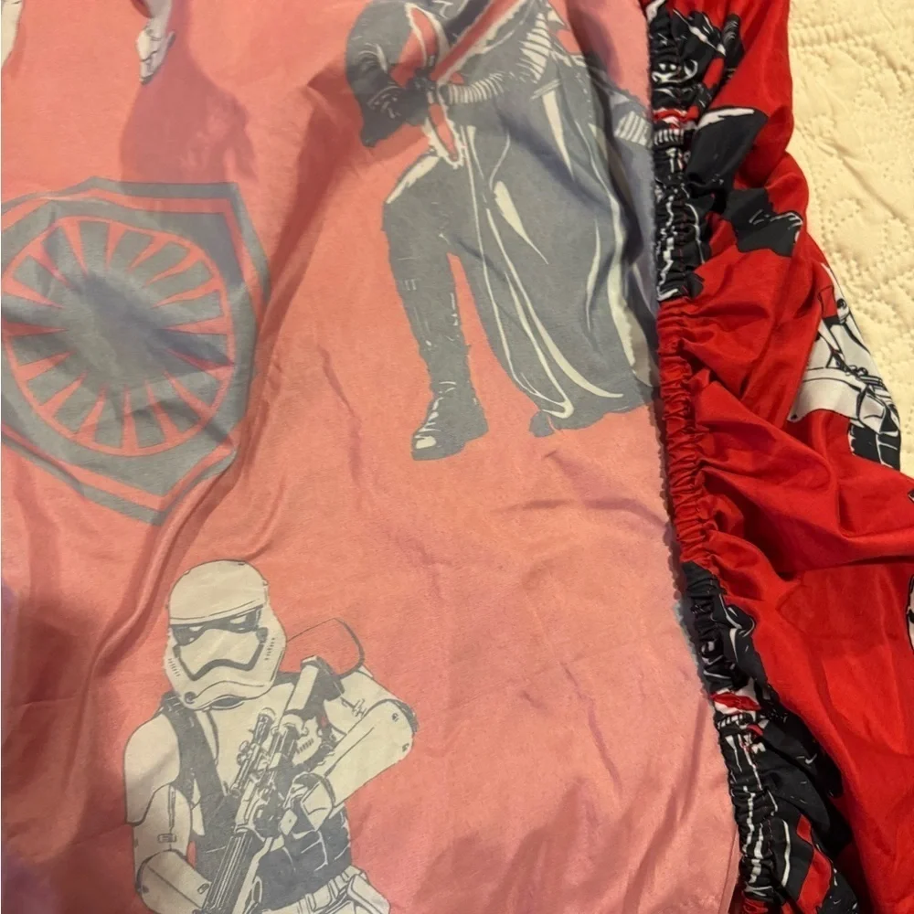 Star Wars VII Twin Sheet Set Force Awakens Stormtrooper Flat Fitted Red Kylo Ren